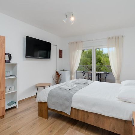 Number One Apartments Вир Экстерьер фото