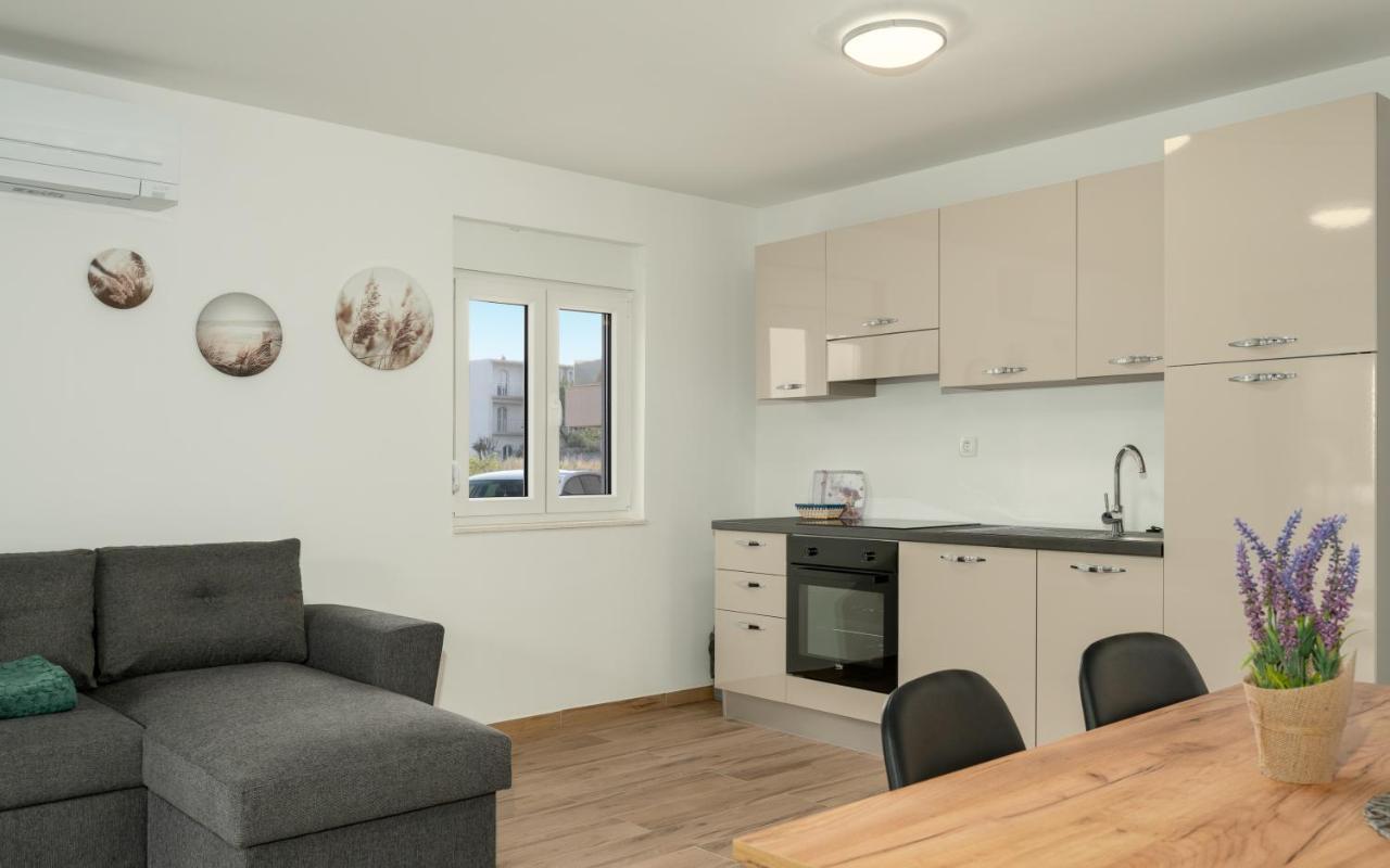 Number One Apartments Вир Экстерьер фото
