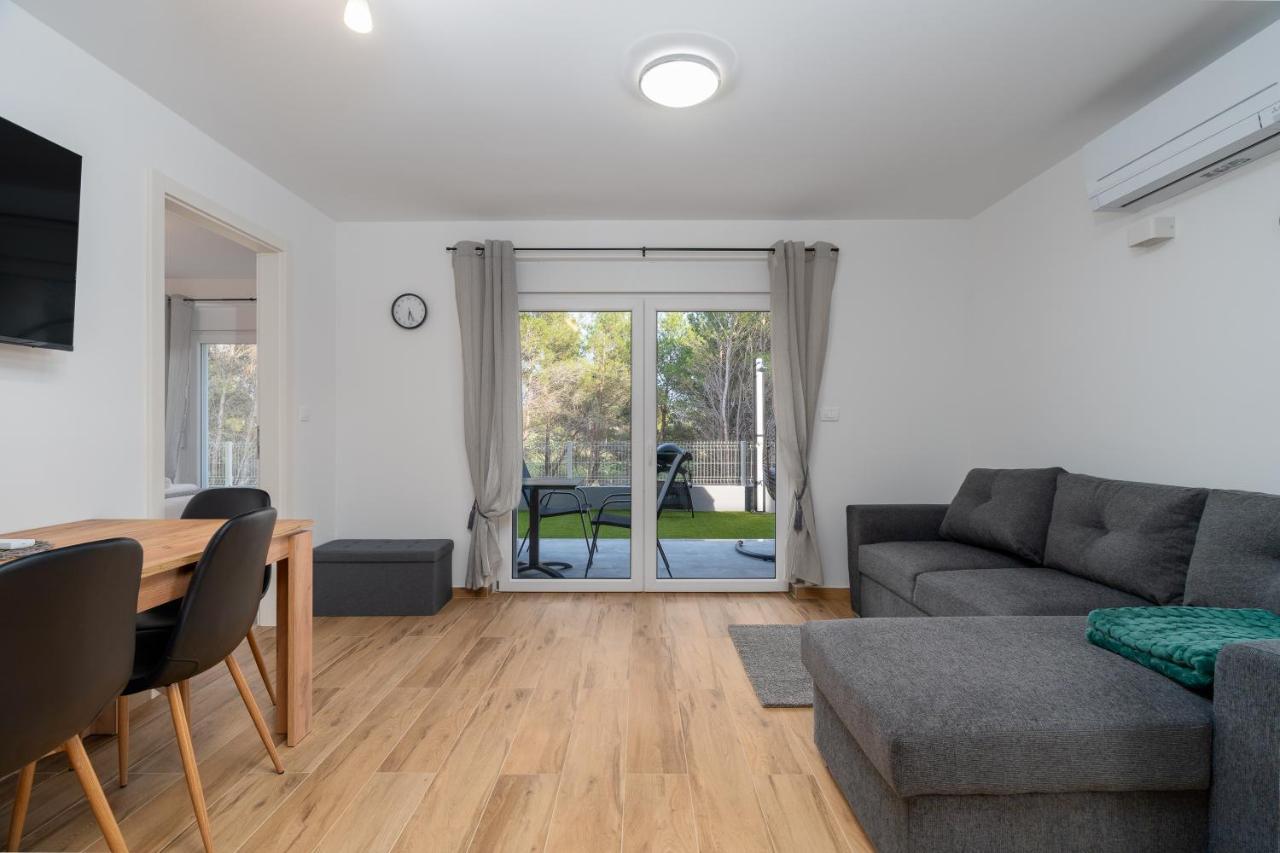 Number One Apartments Вир Экстерьер фото